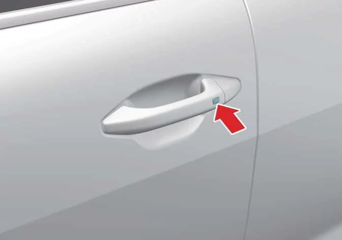 Kia K4 advanced exterior door handle integration showing the touch-sensitive capacitive sensing area used for keyless lock and unlock commands