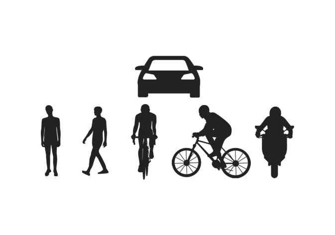 Diagram illustrating the types of vehicles, motorcyclists, pedestrians, and cyclists detected by the Kia K4 safety sensors