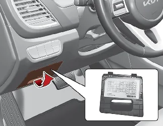 Kia Seltos driver's side fuse panel diagram