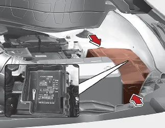 Kia Seltos engine compartment fuse panel layout